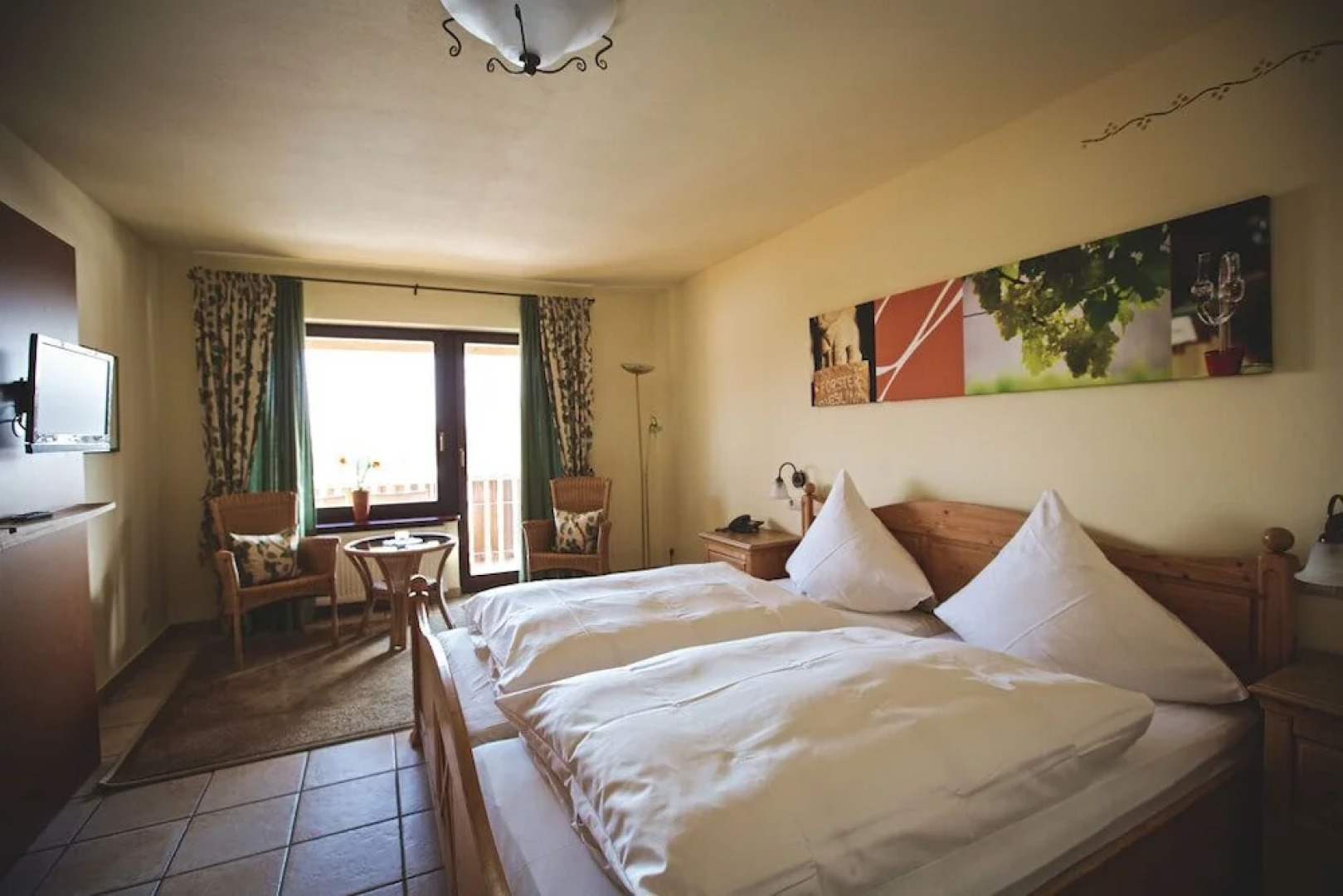 Weingut & Landhotel Lucashof