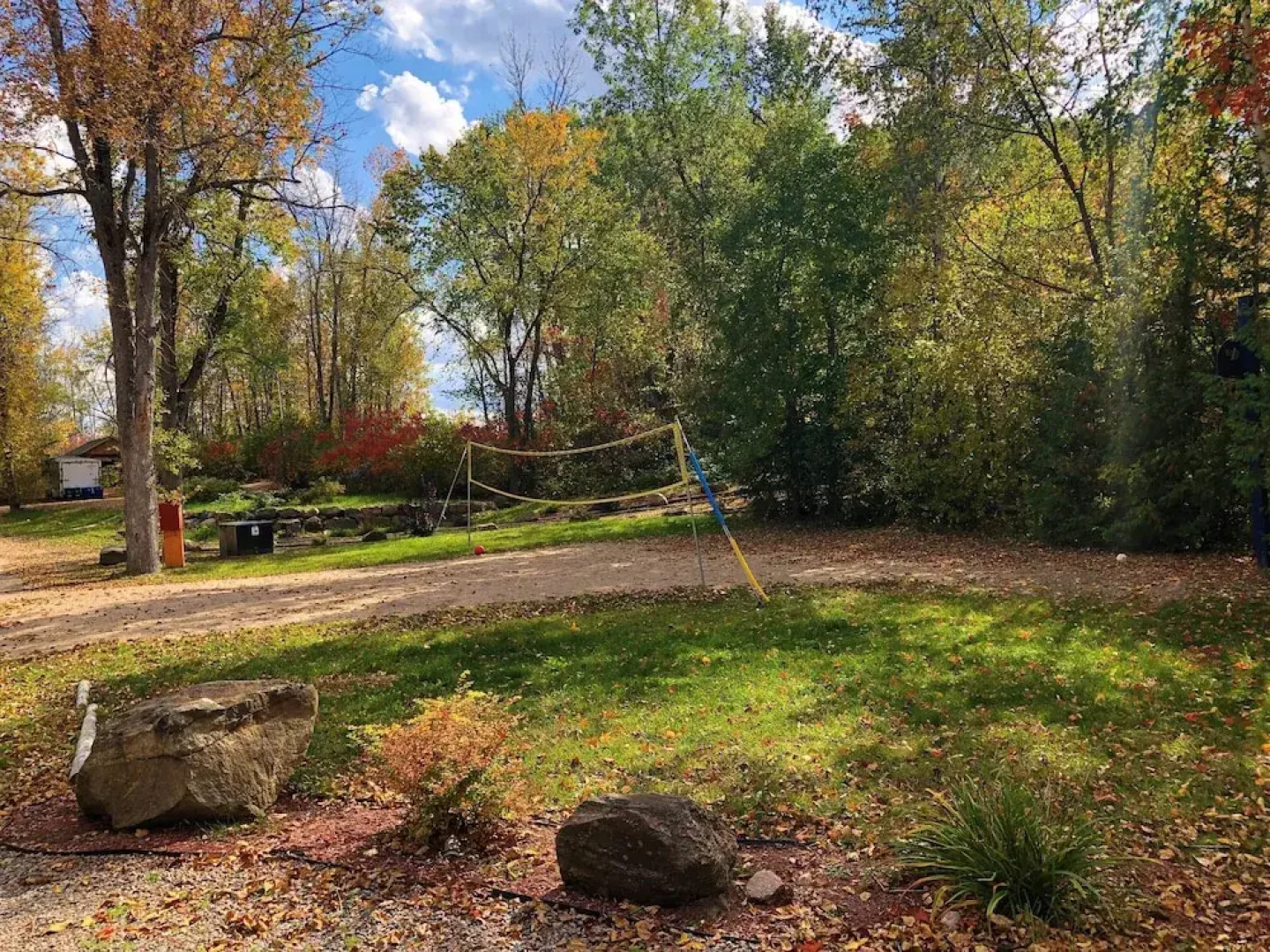 Lakepoint Cottage Resort