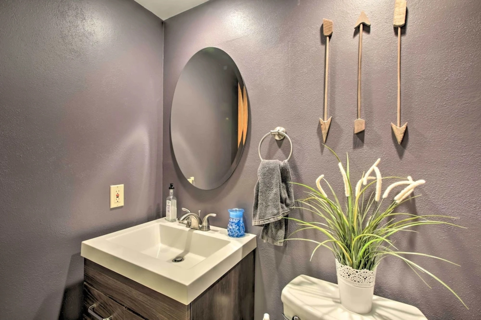 Family Home w/ Deck, Yard, Dock on Rock River