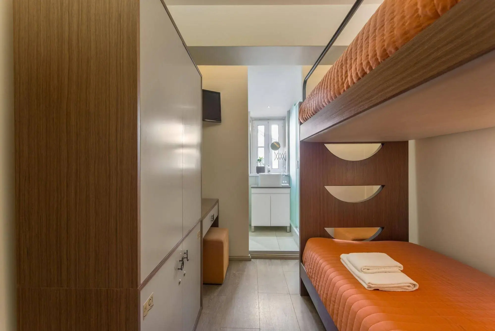 Serenata Hostel