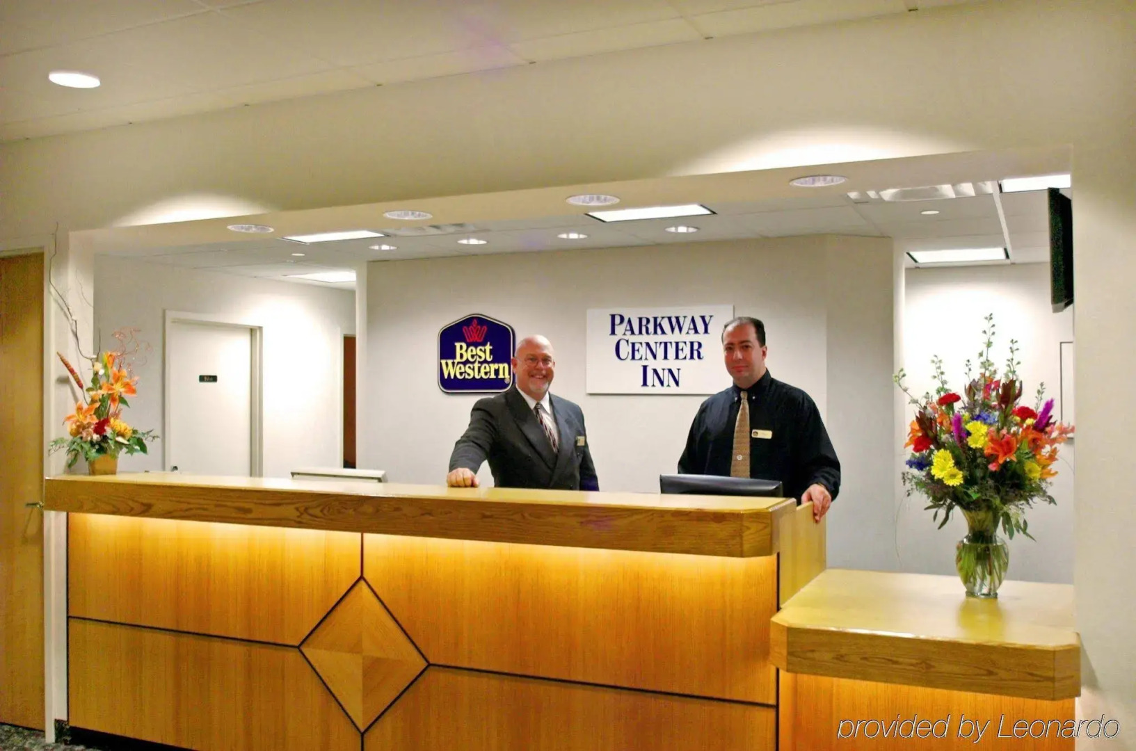 Holiday Inn Express & Suites Pittsburgh West - Greentree by IHG