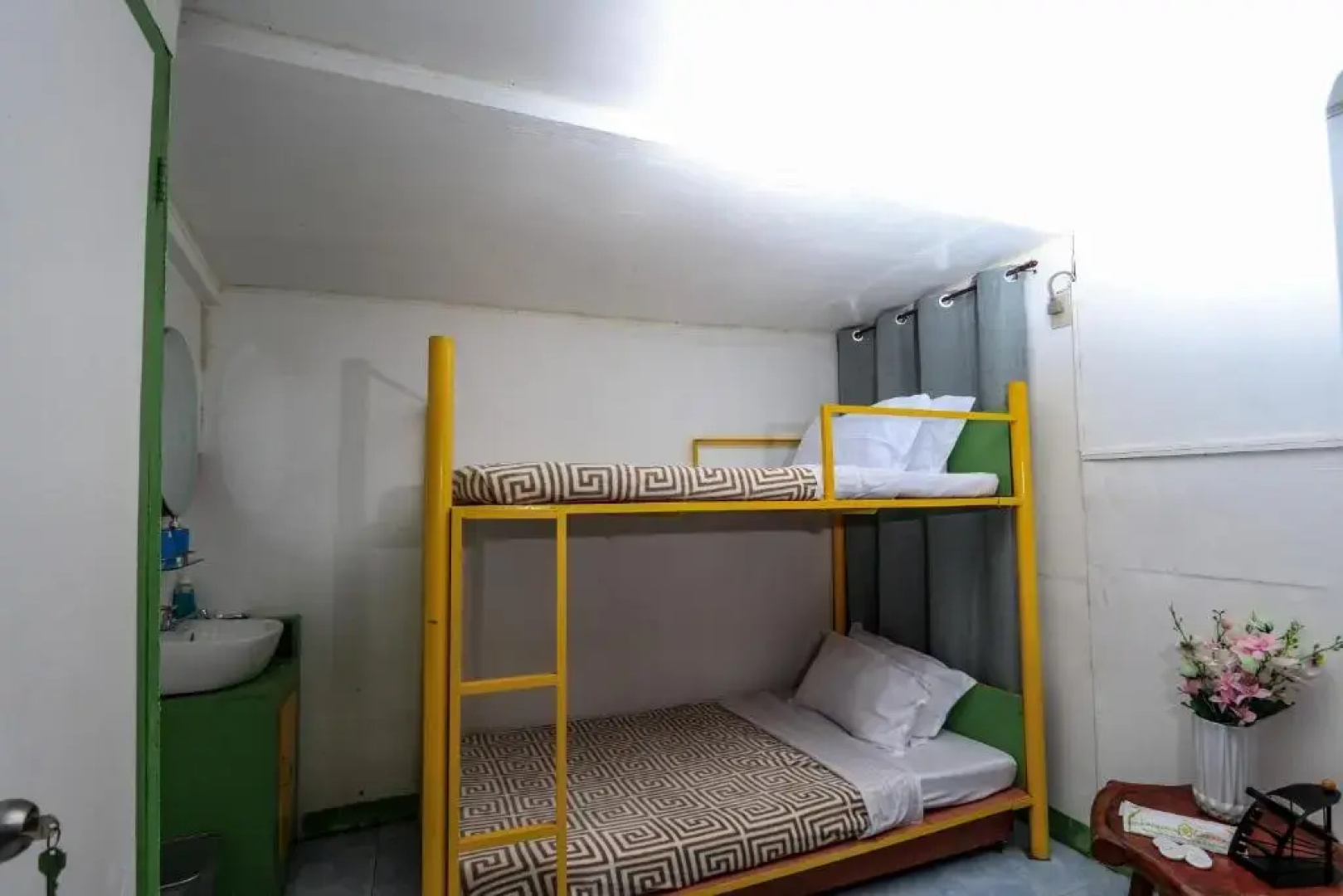 Lanzones Cabana