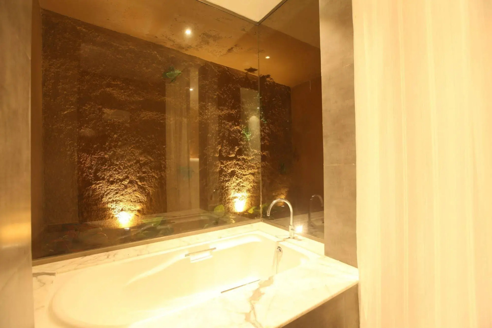 Shalai - The Cliff Resort