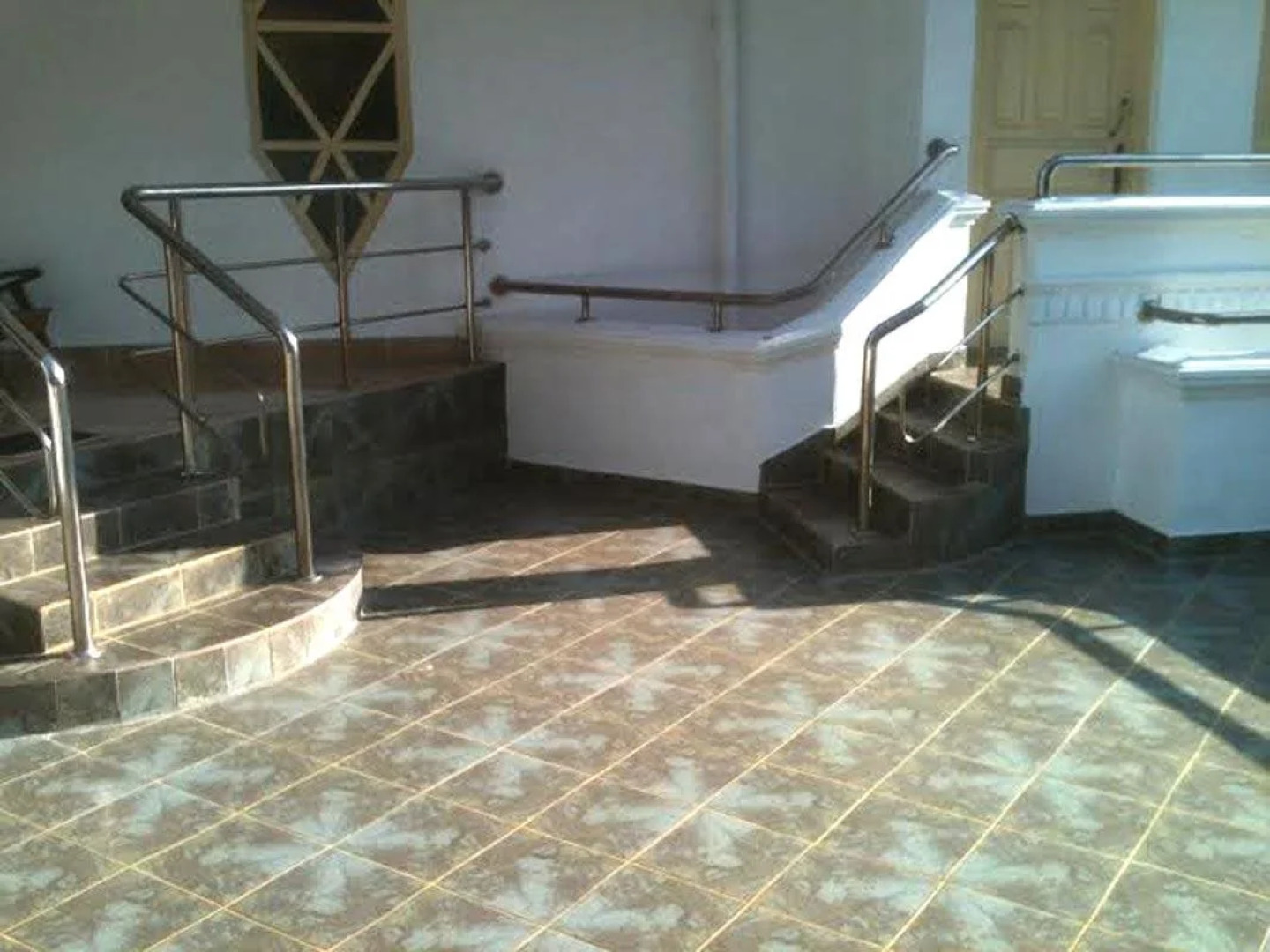 Airport Lounge Hotel