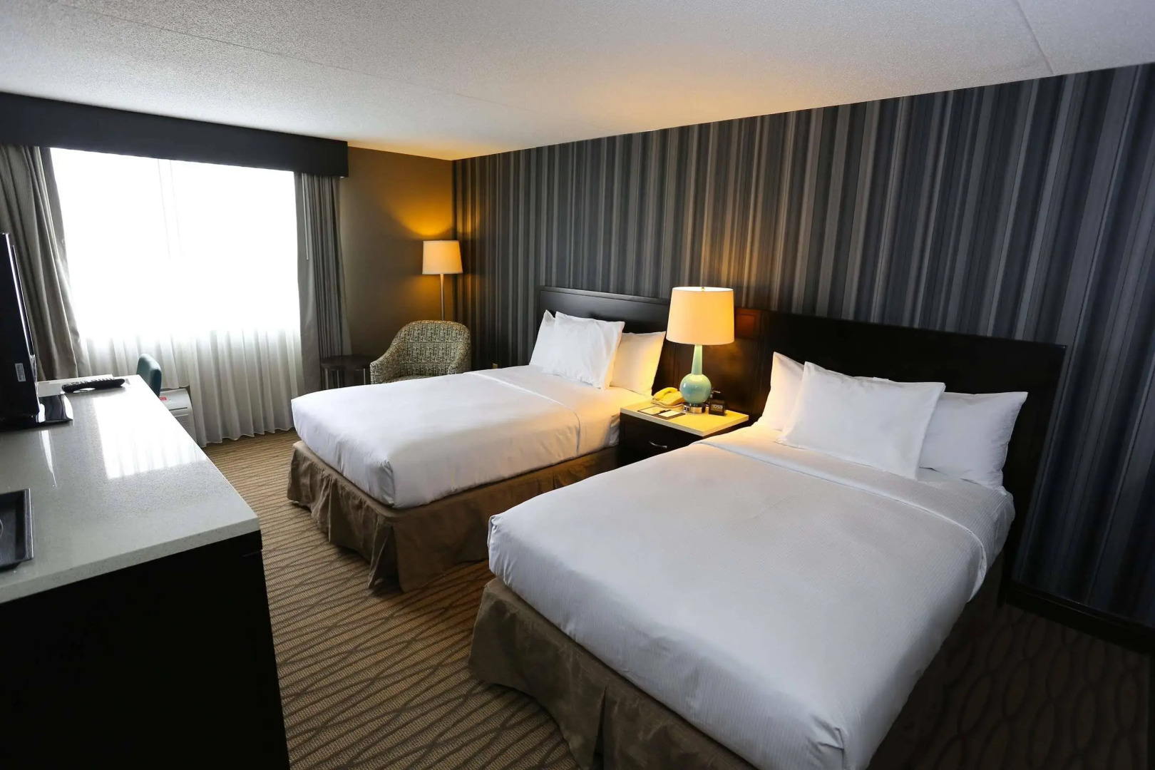 Отель Wyndham Garden Westlake