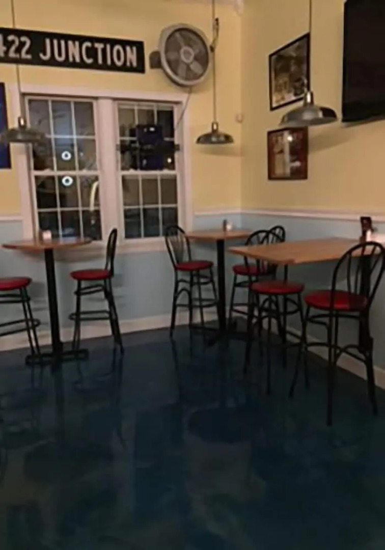 Lake Inn and Restaurant