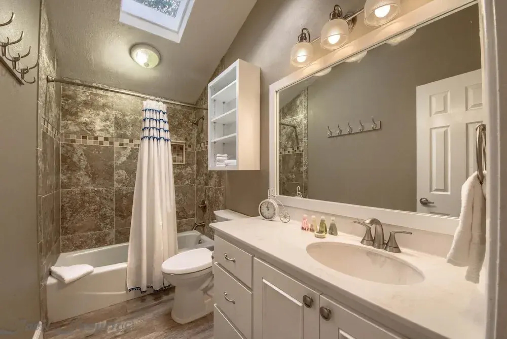 All Decked Out CL 2232