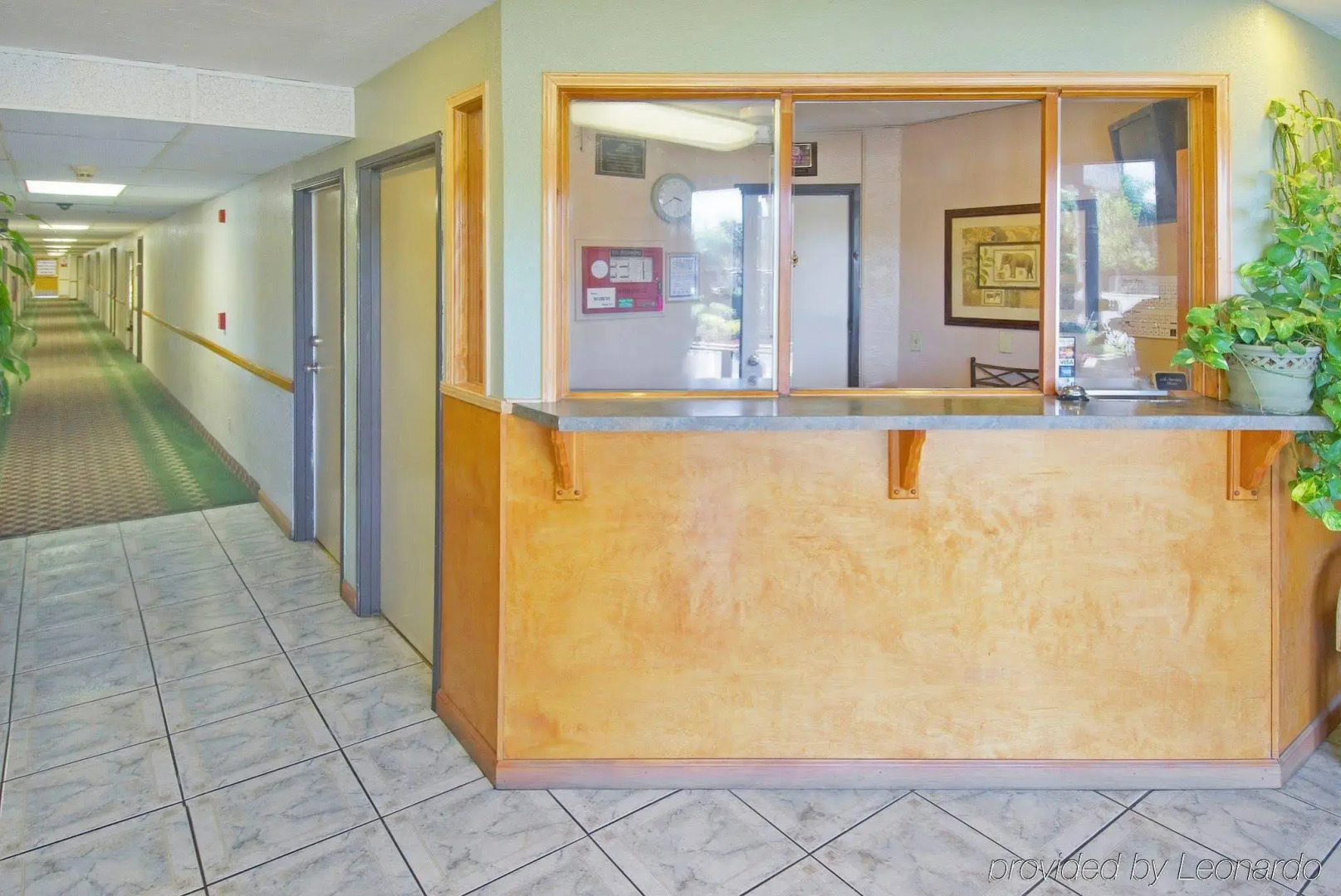 Americas Best Value Inn & Suites Bakersfield E