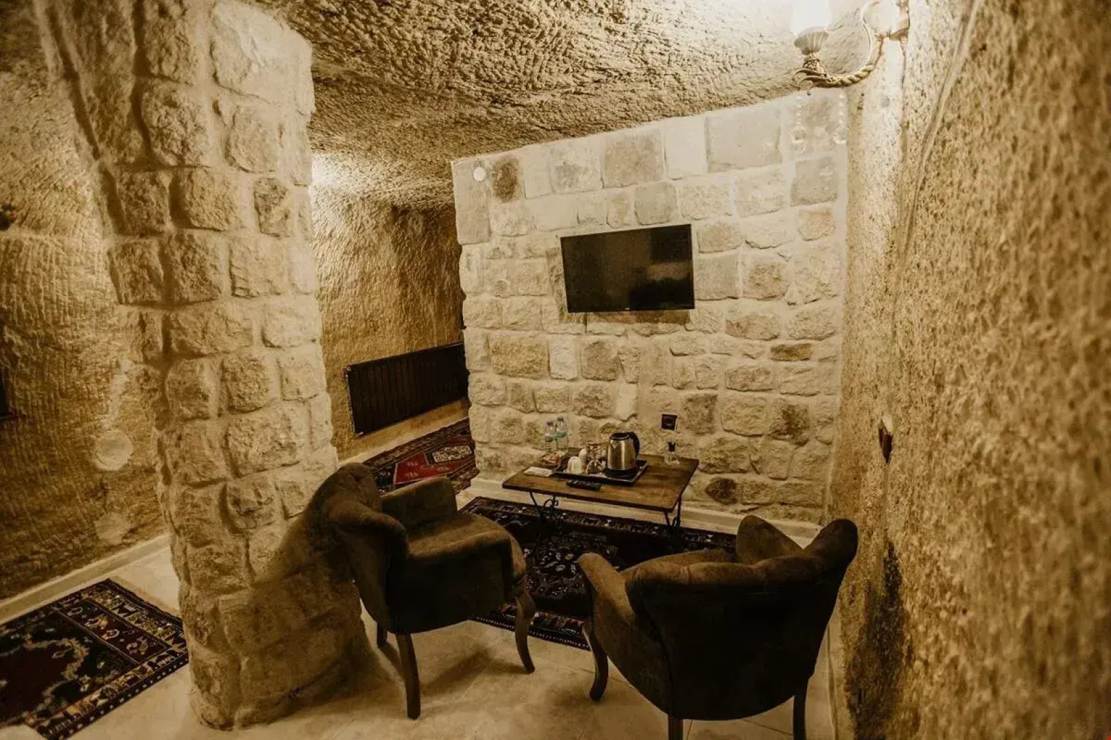 Romantic Cave Hotel