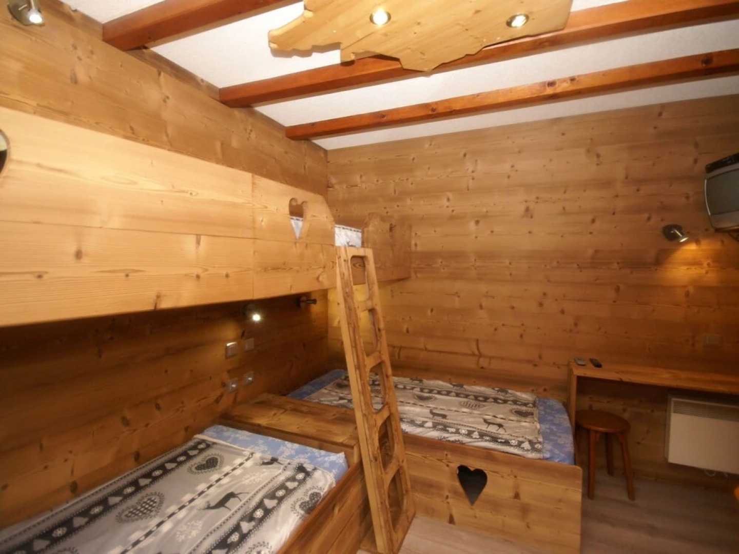 Wooden Chalet, Skiing in the Winter Season