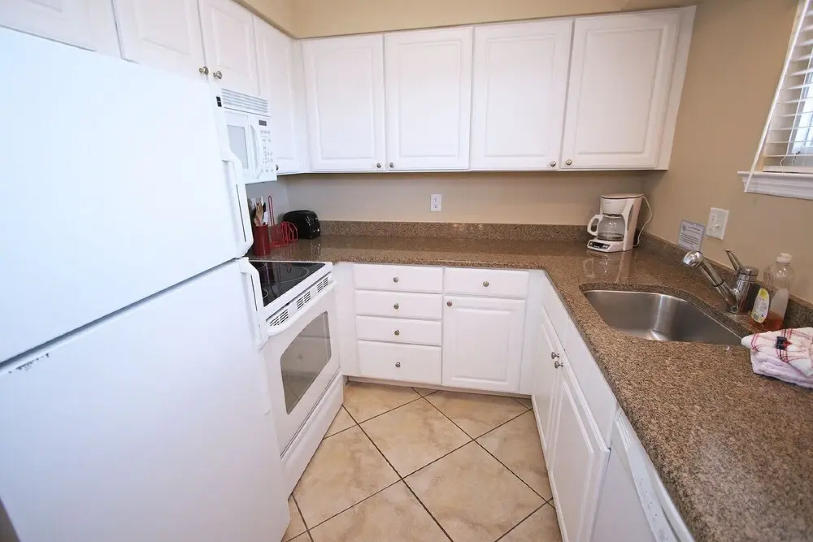 Barefoot Beach Resort 217E Apartment