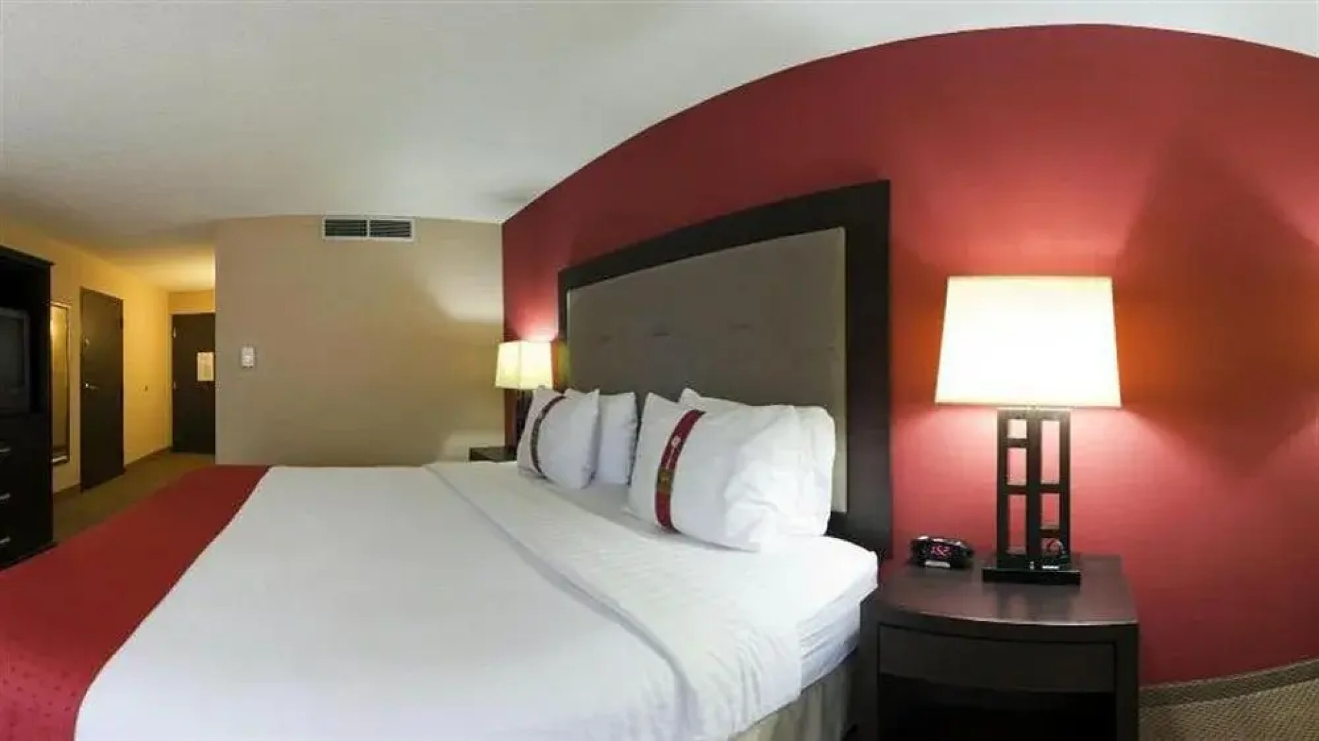 Holiday Inn Olathe Medical Center