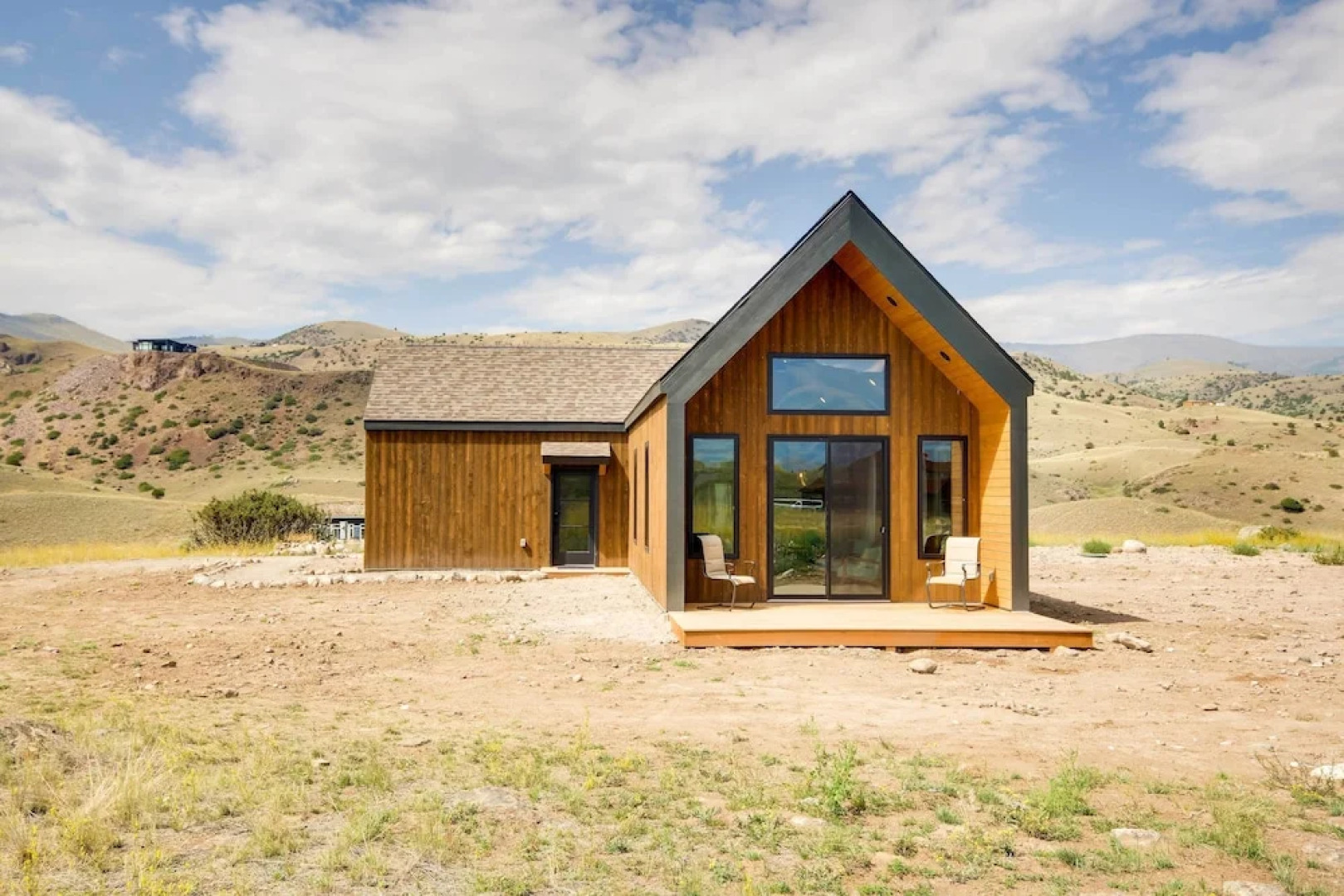 Yellowstone Prairie Retreat: 360 Mountain Views!
