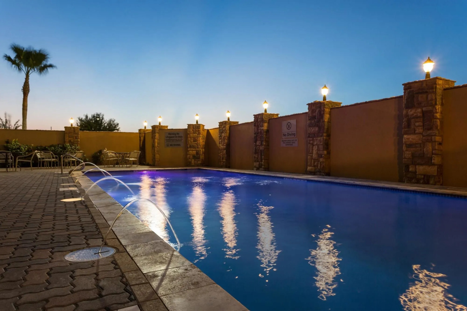 Hampton Inn & Suites Mission