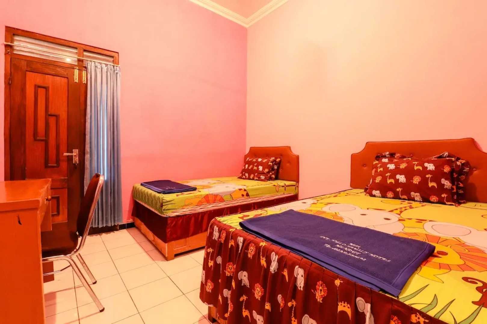 Joglo Family Hotel & Homestay