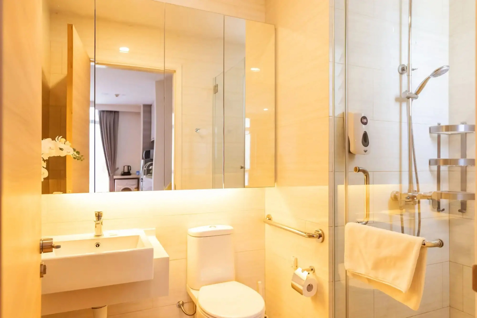 Thanksgiving Serviced Residence