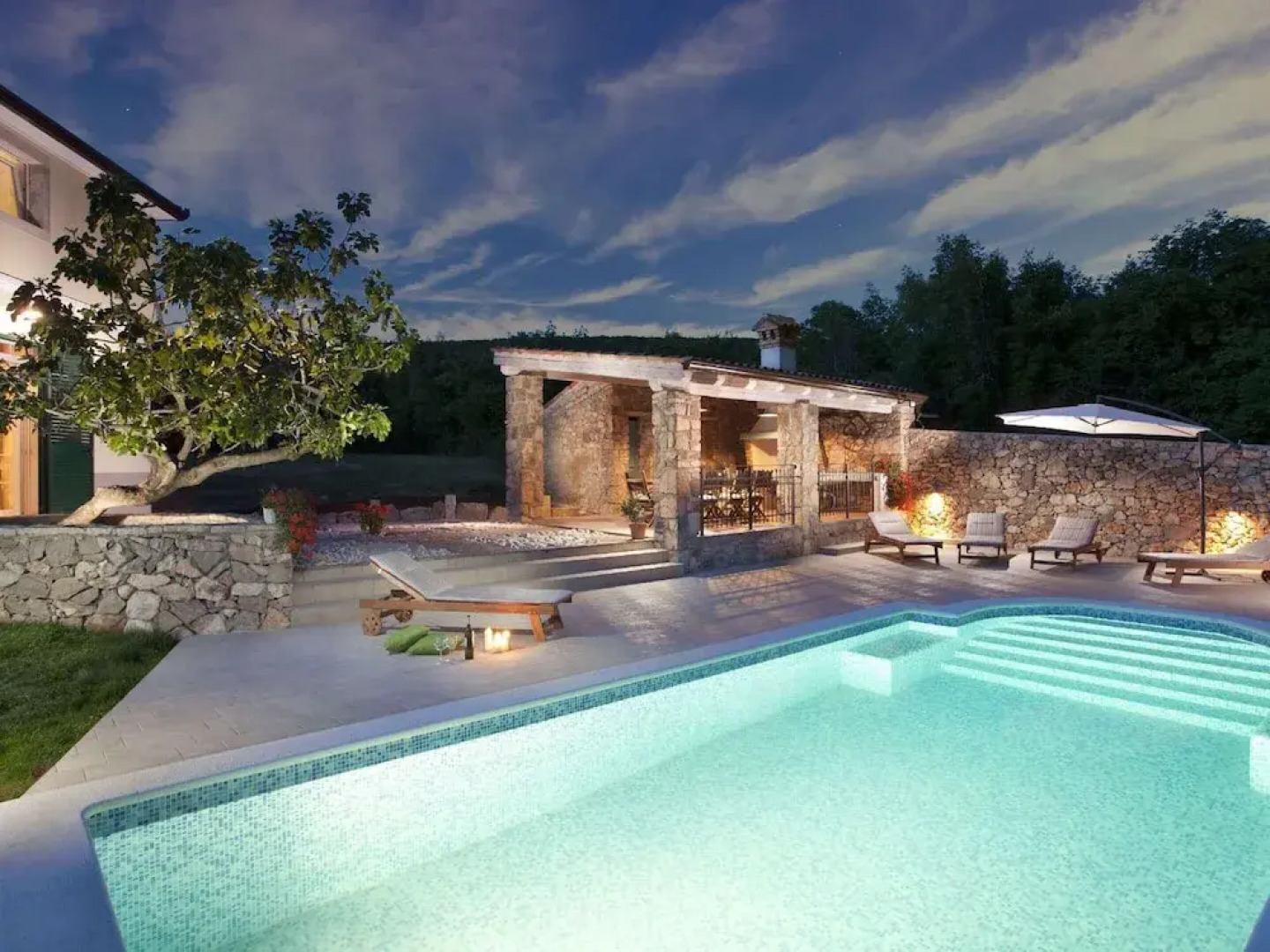 Attractive Villa With Private Swimming Pool, Beach Volleyball and Fenced Garden