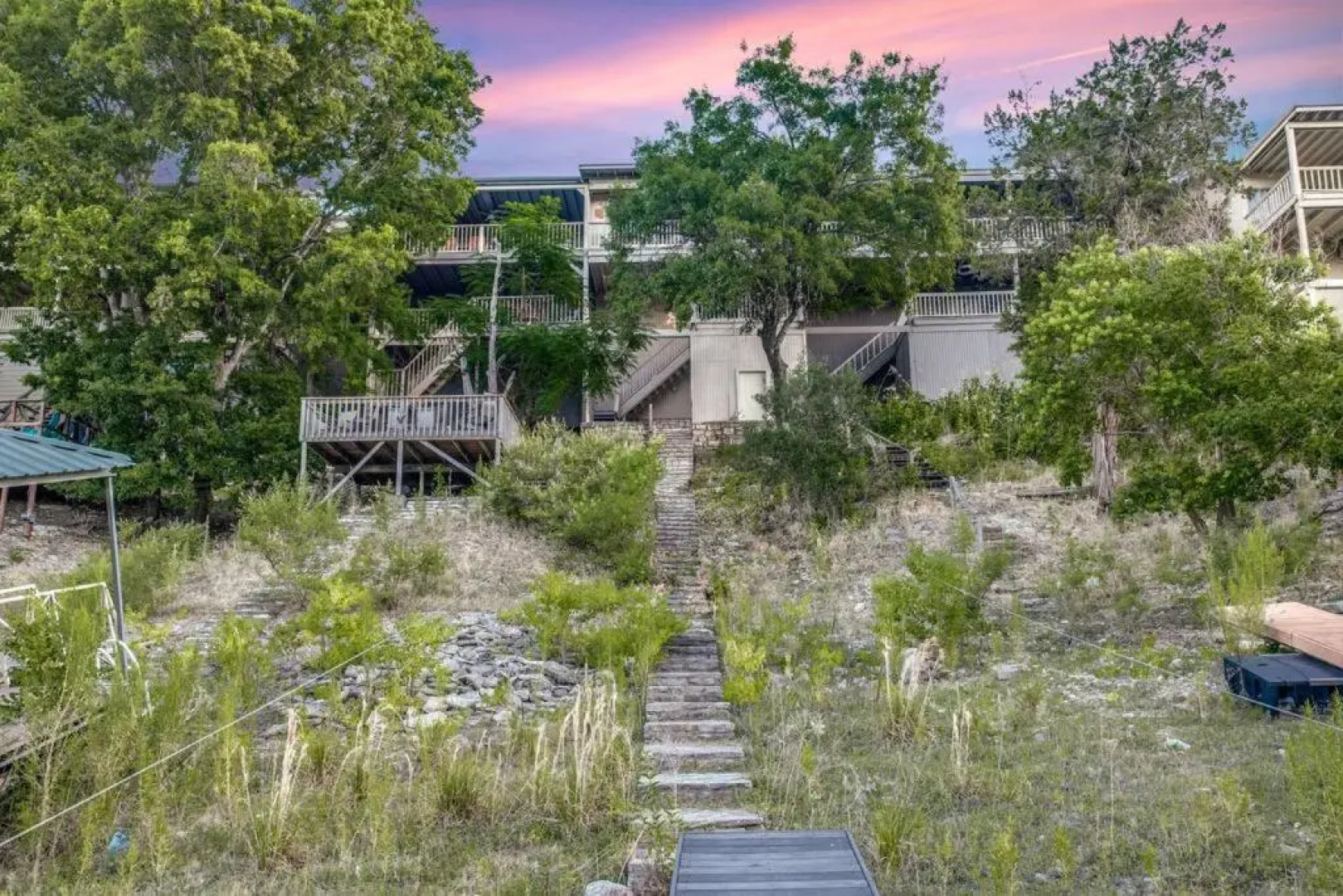 Renovated Waterfront w Dock, Sleeps 11