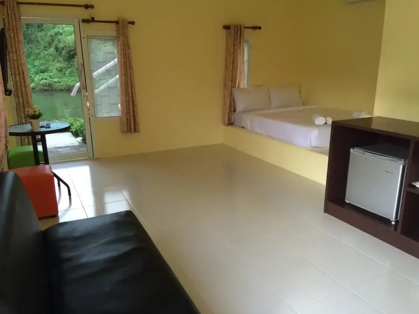 River & Mountain resort