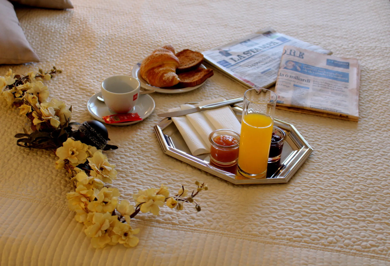 Eremes Rooms & Apartments