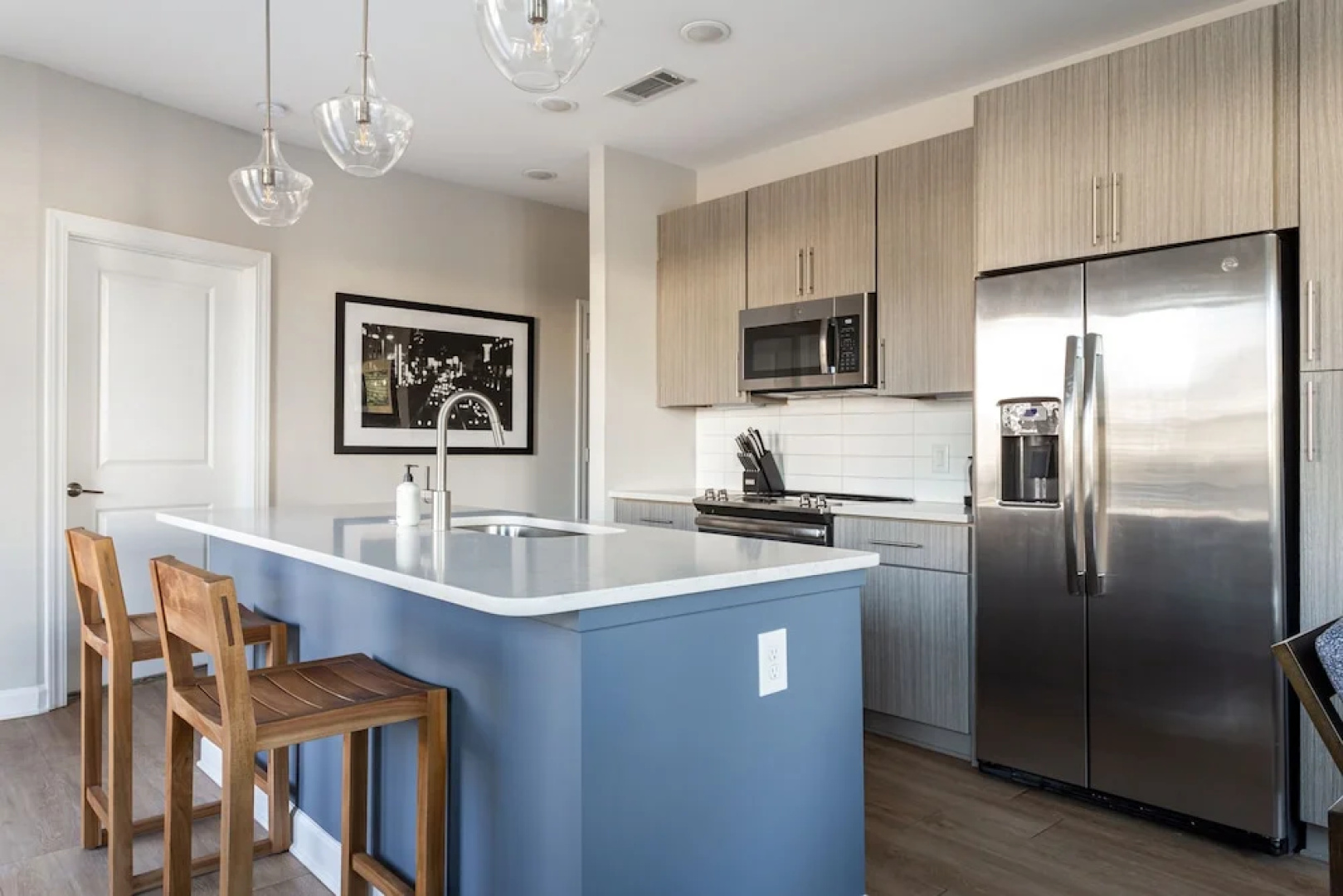Kasa FreeMoreWest Charlotte