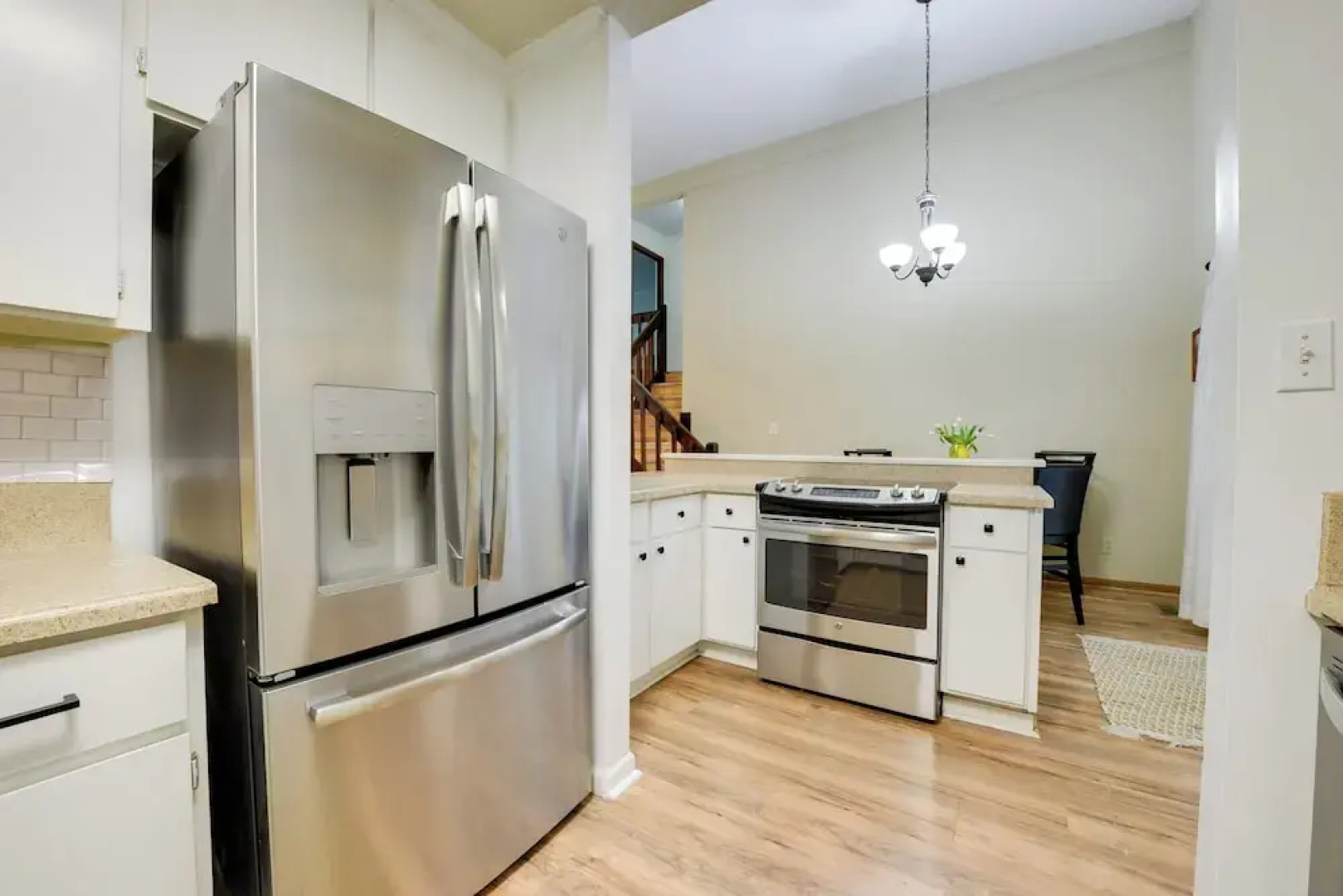 Cozy Cary Abode ~ 10 Mi to Downtown Raleigh!