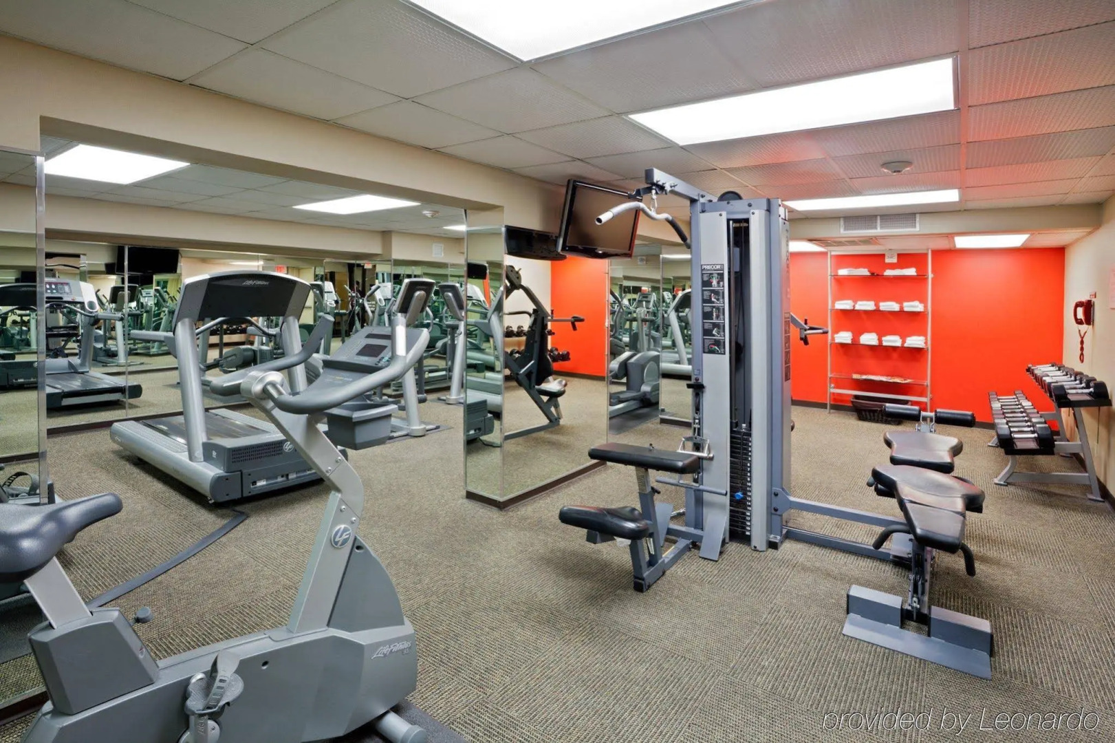 Radisson Hotel at Star Plaza