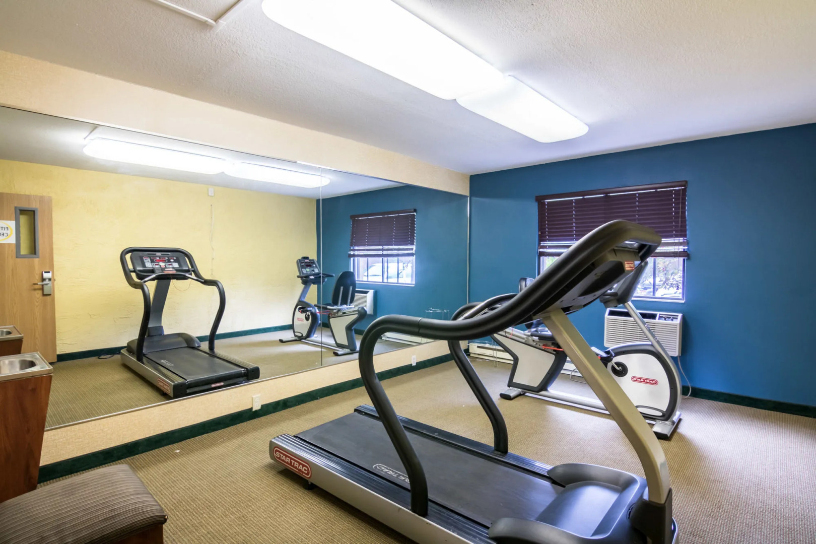 Motel 6 Saint Paul, MN - I-94