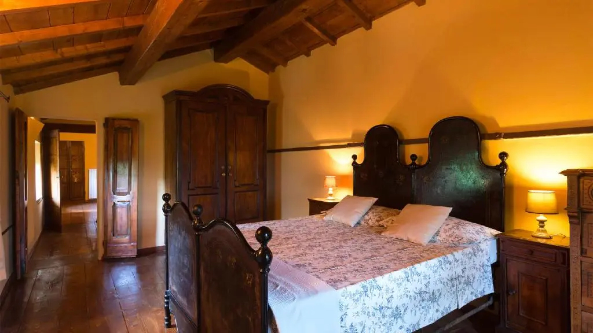 PIEVE DEL BORGO 6&2, Emma Villas