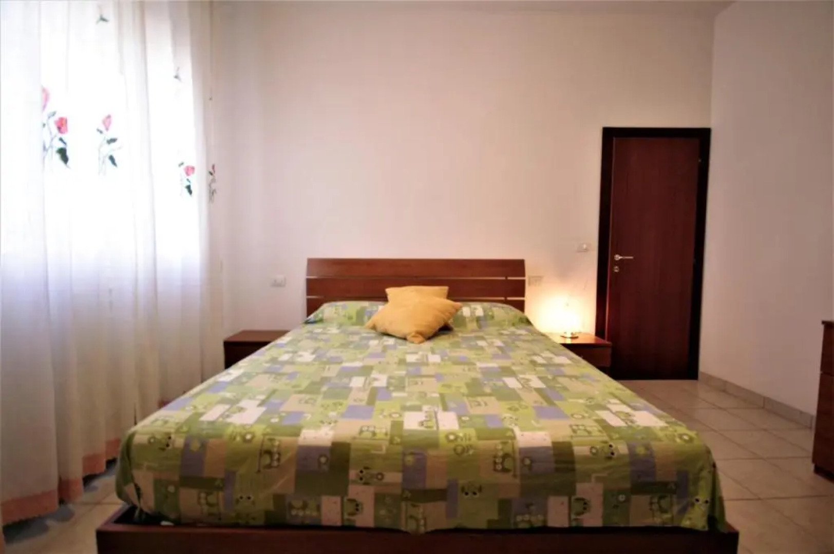 ELENA ATTICO con TERRAZZA, SOLARIUM VISTA MARE e piscina condominiale