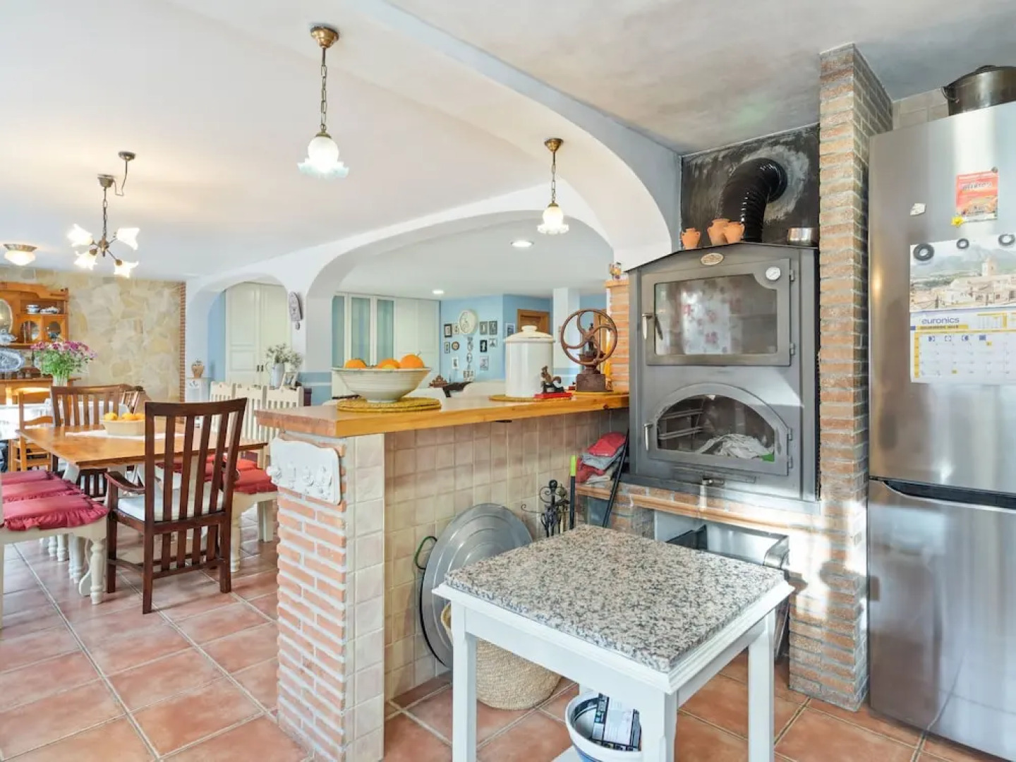 Lovely Chalet in Polop With Swimming Pool