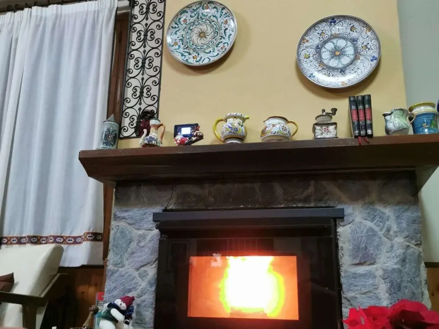 Elegant Holiday Home in Milo with Terrace