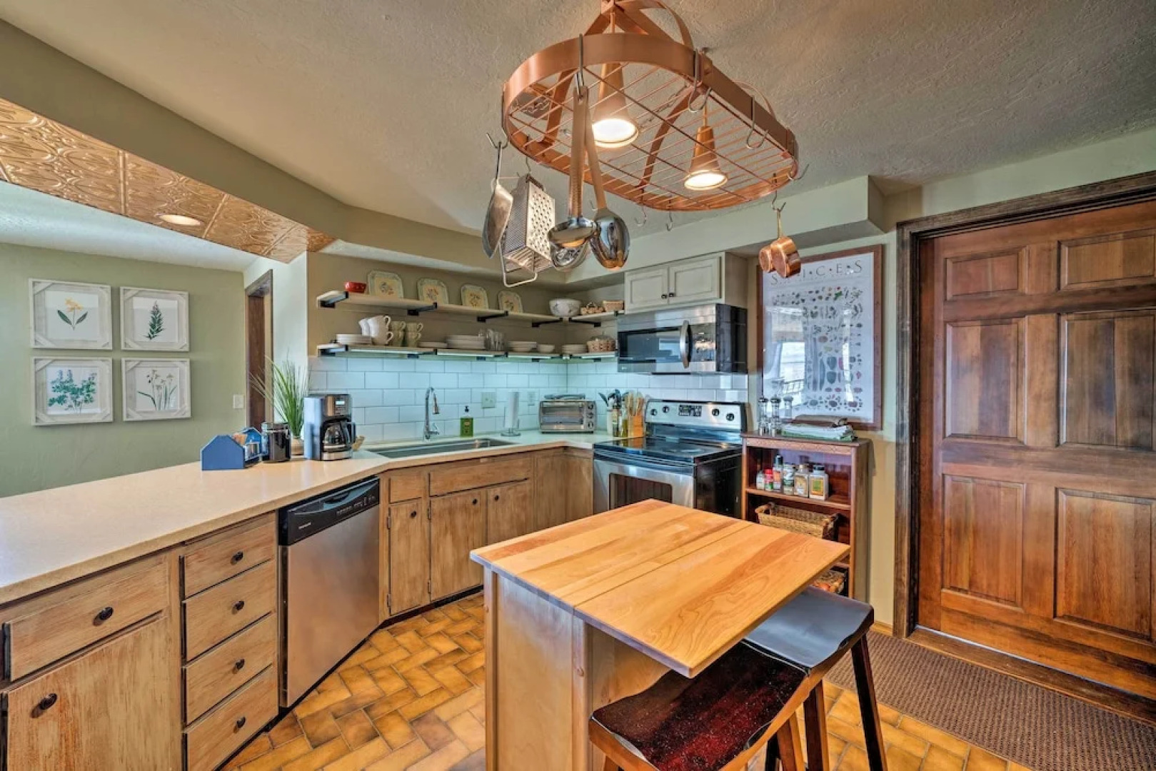 Bozeman Home on 11 Acres w/ Mountain Views!