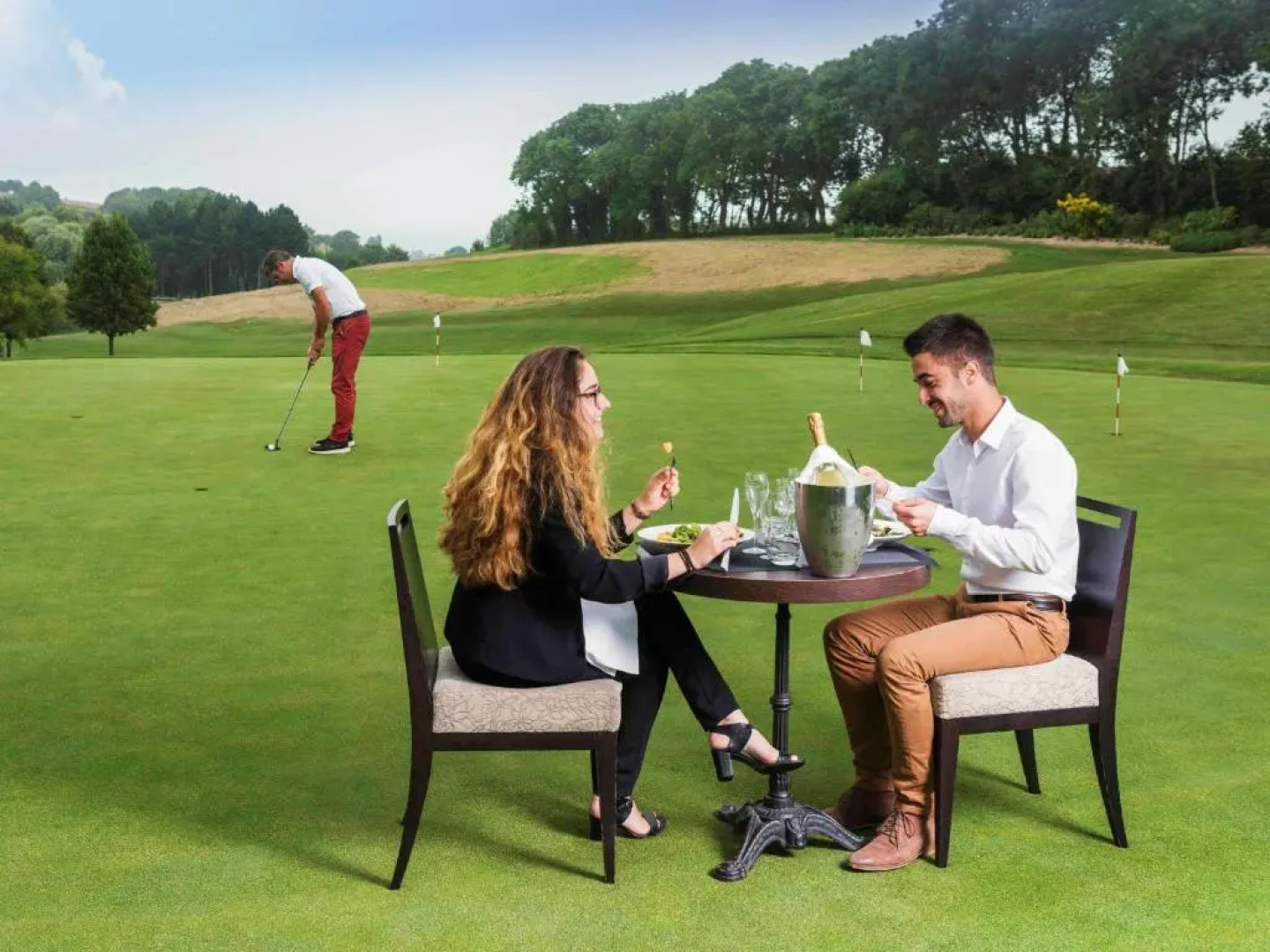 Mercure Omaha Beach Hotel