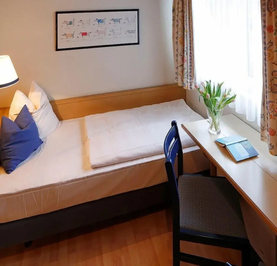 Landhaus-Wald-und-See-1