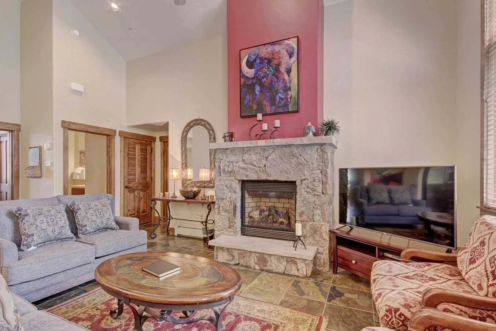 2br 2ba Winter  Walk To Historic Downtown + Gondola 2 Bedroom Townhouse by RedAwning