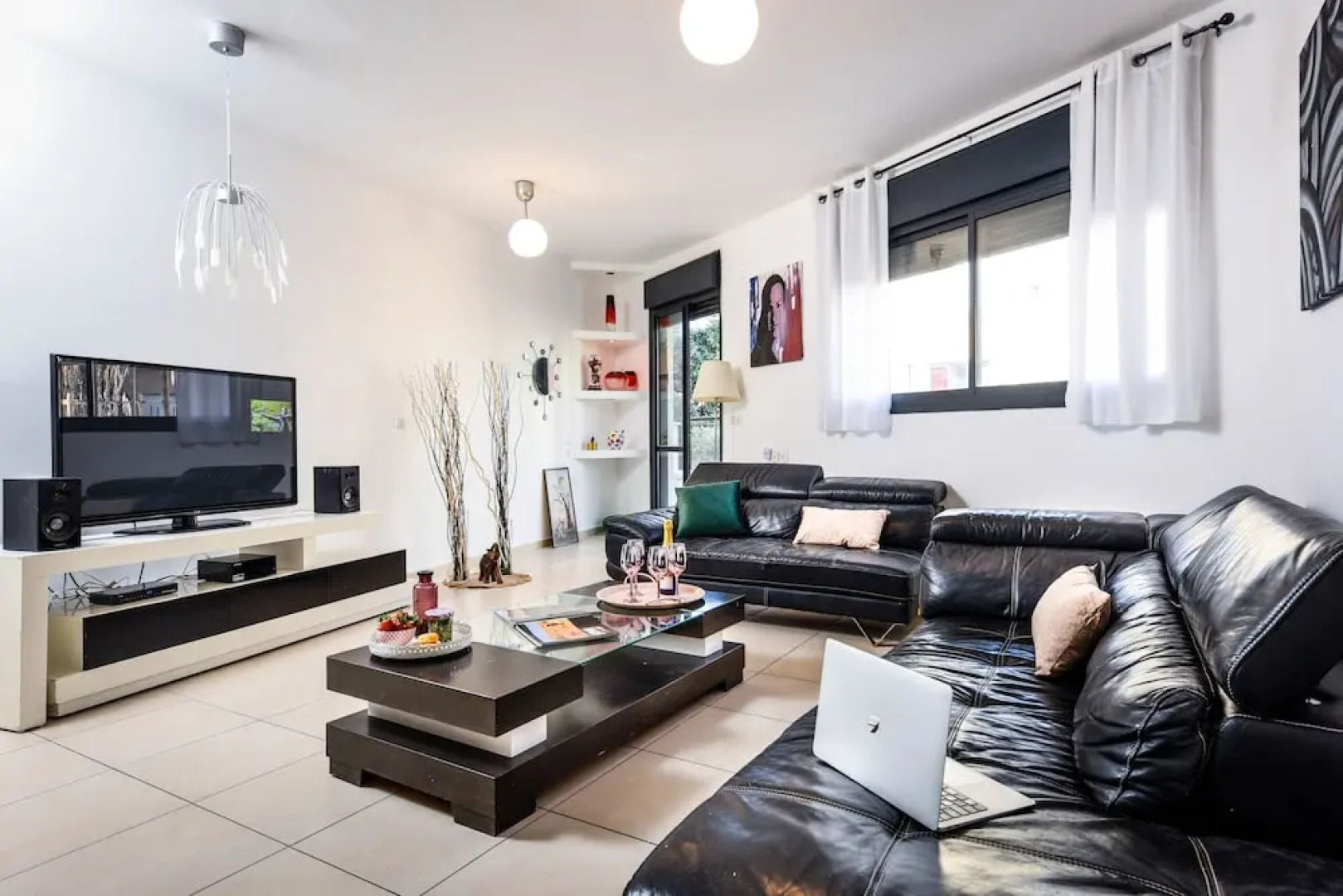 Sea N' Rent - Bar Kokchva Street