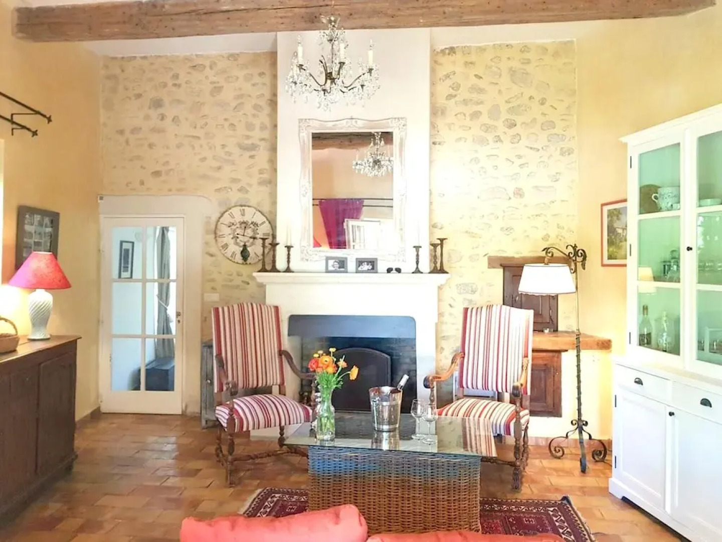 Villa With 5 Bedrooms in Seguret, With Private Pool, Enclosed Garden and Wifi