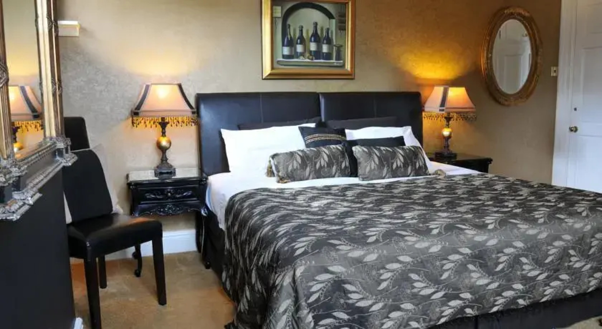 Wellington Lodge Luxury Bed And Breakfast