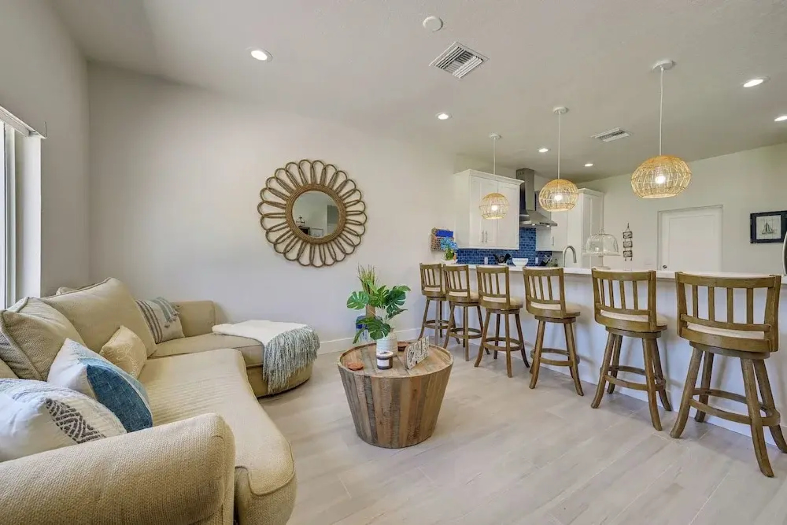 Sebring Serenity: Waterfront Retreat w/ Boat Dock!