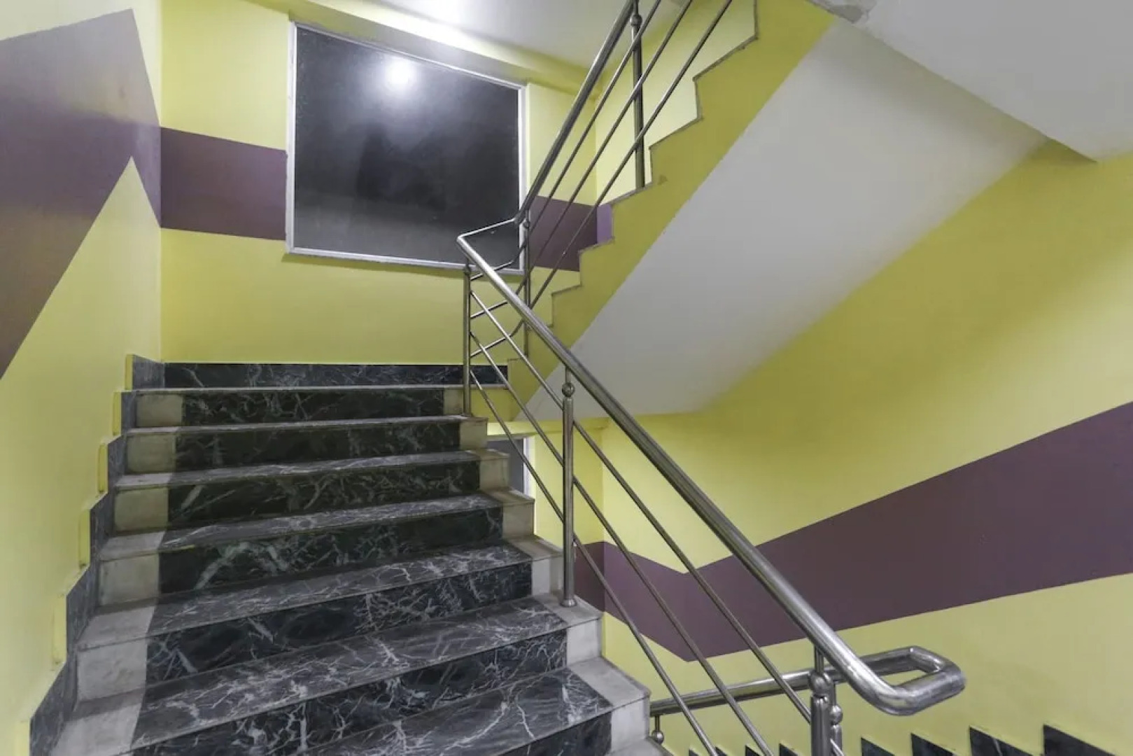 Hotel Tanushree by OYO Rooms