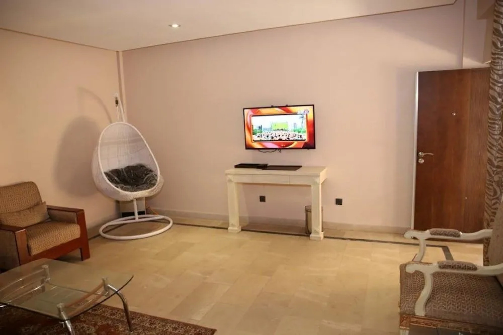 Chinar Family Resort