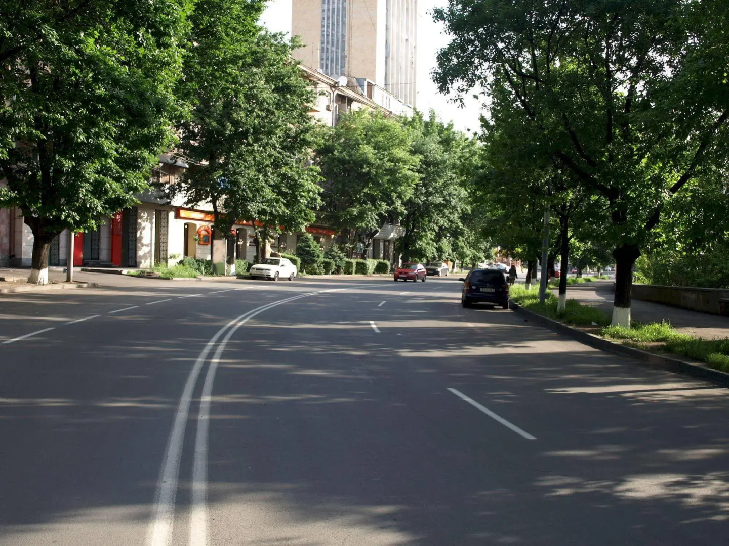 Сити Отель (City Hotel)