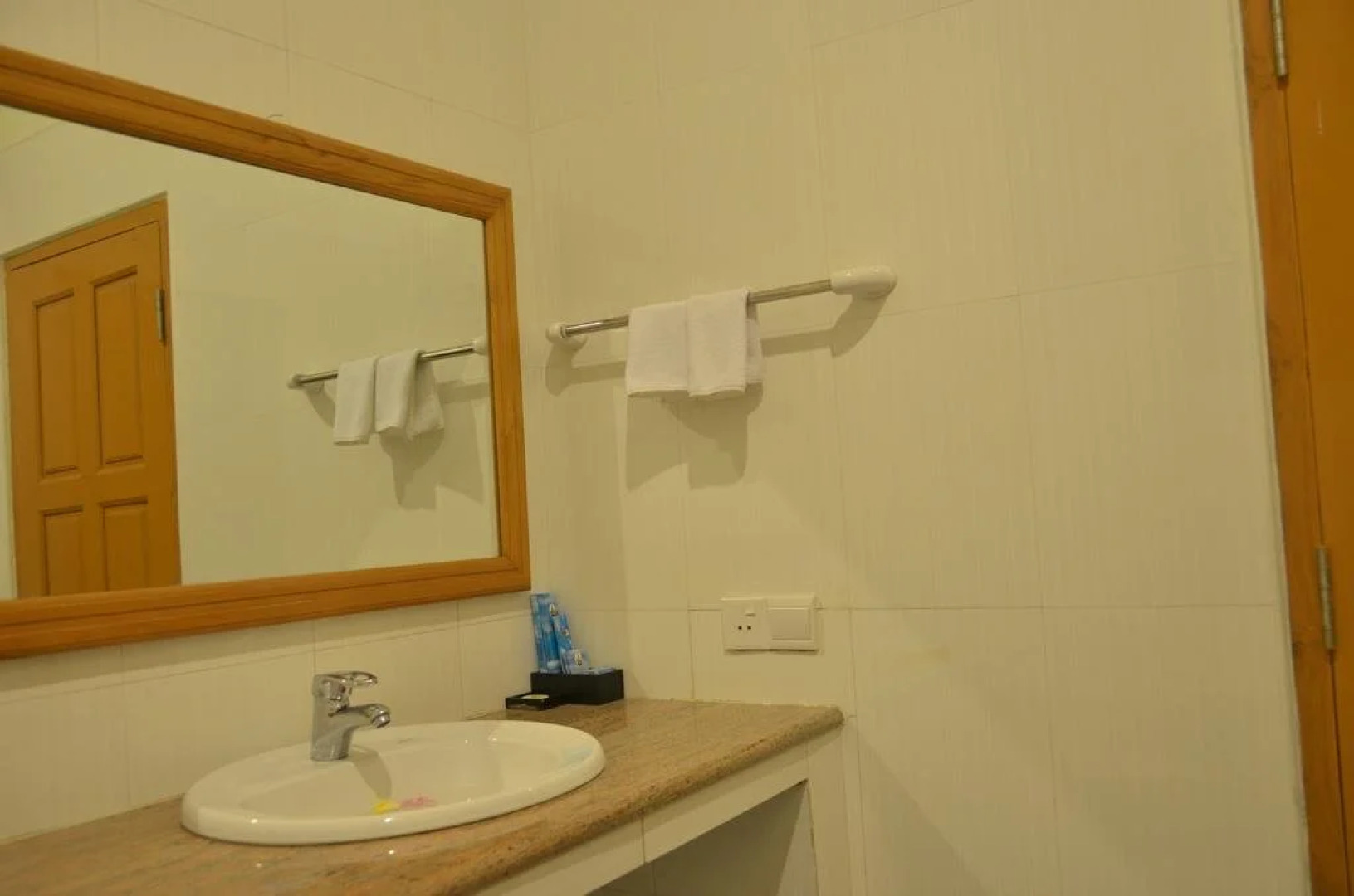 Sky Place Hotel and Cafe Flight