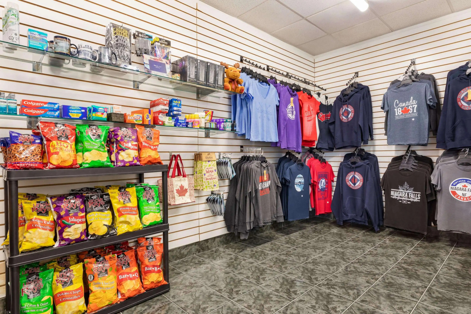 Ramada by Wyndham Niagara Falls Near the Falls