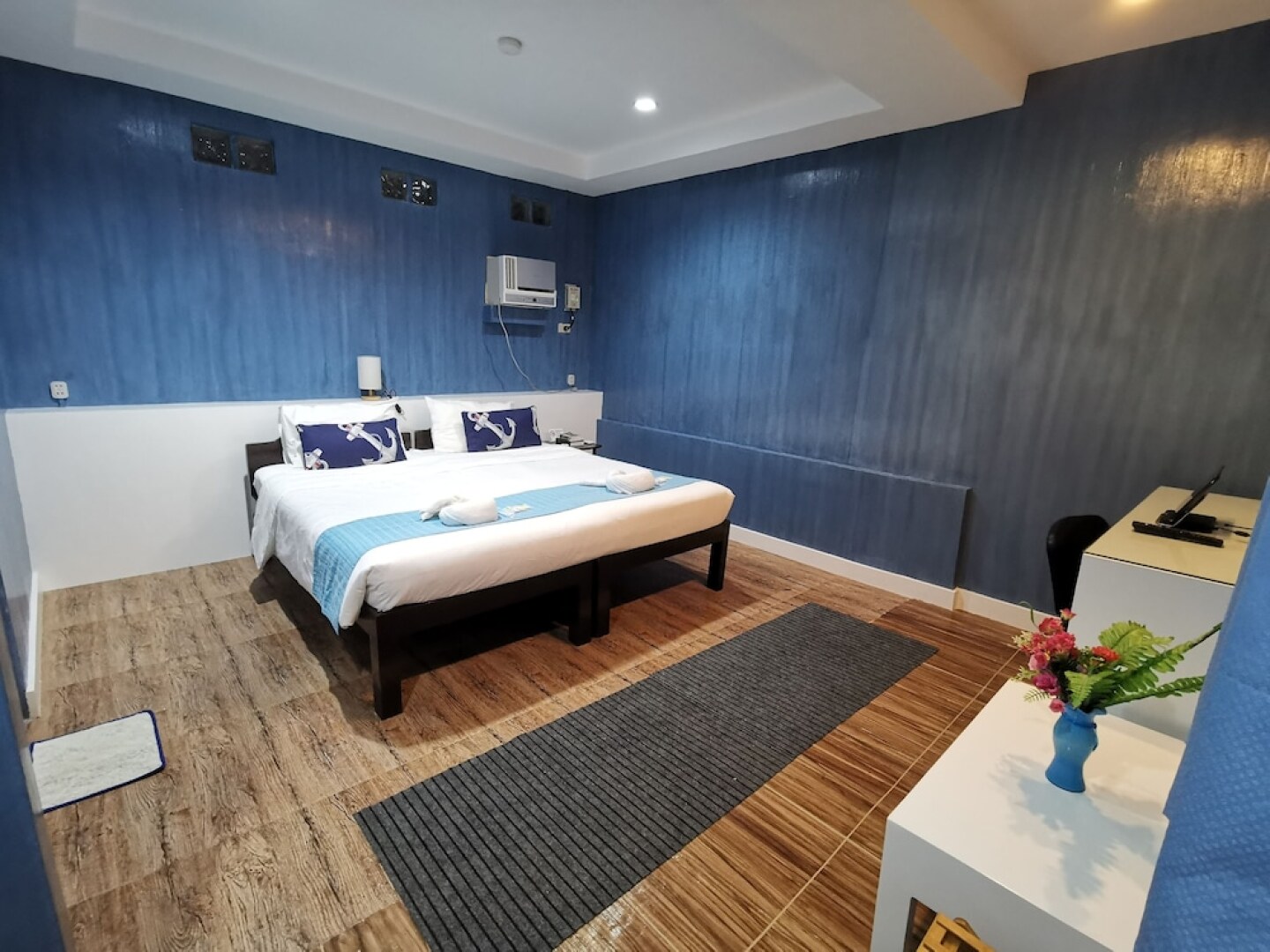 Pescadores Suites Moalboal