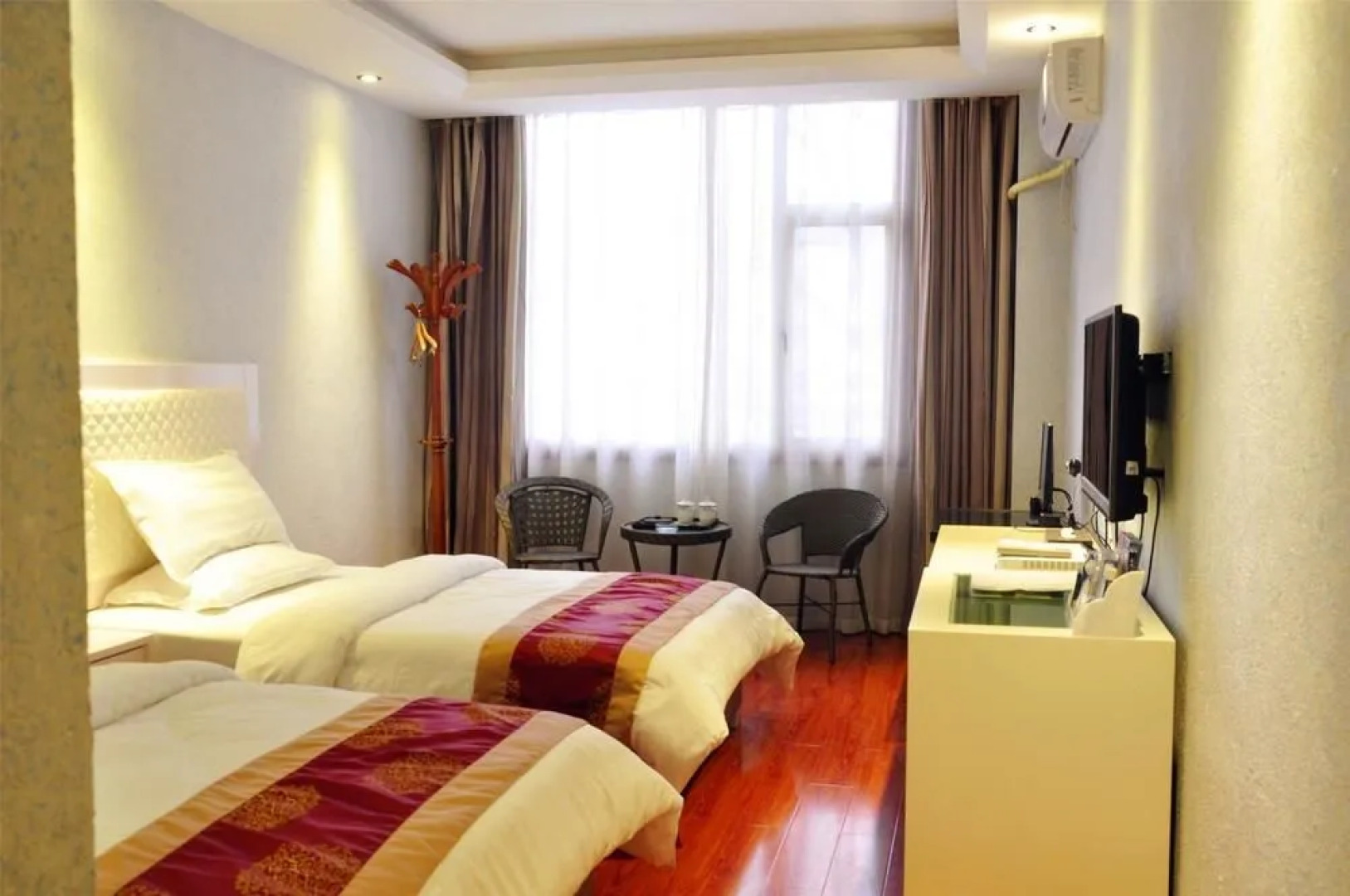 Guiyang Daqiao Business Hotel