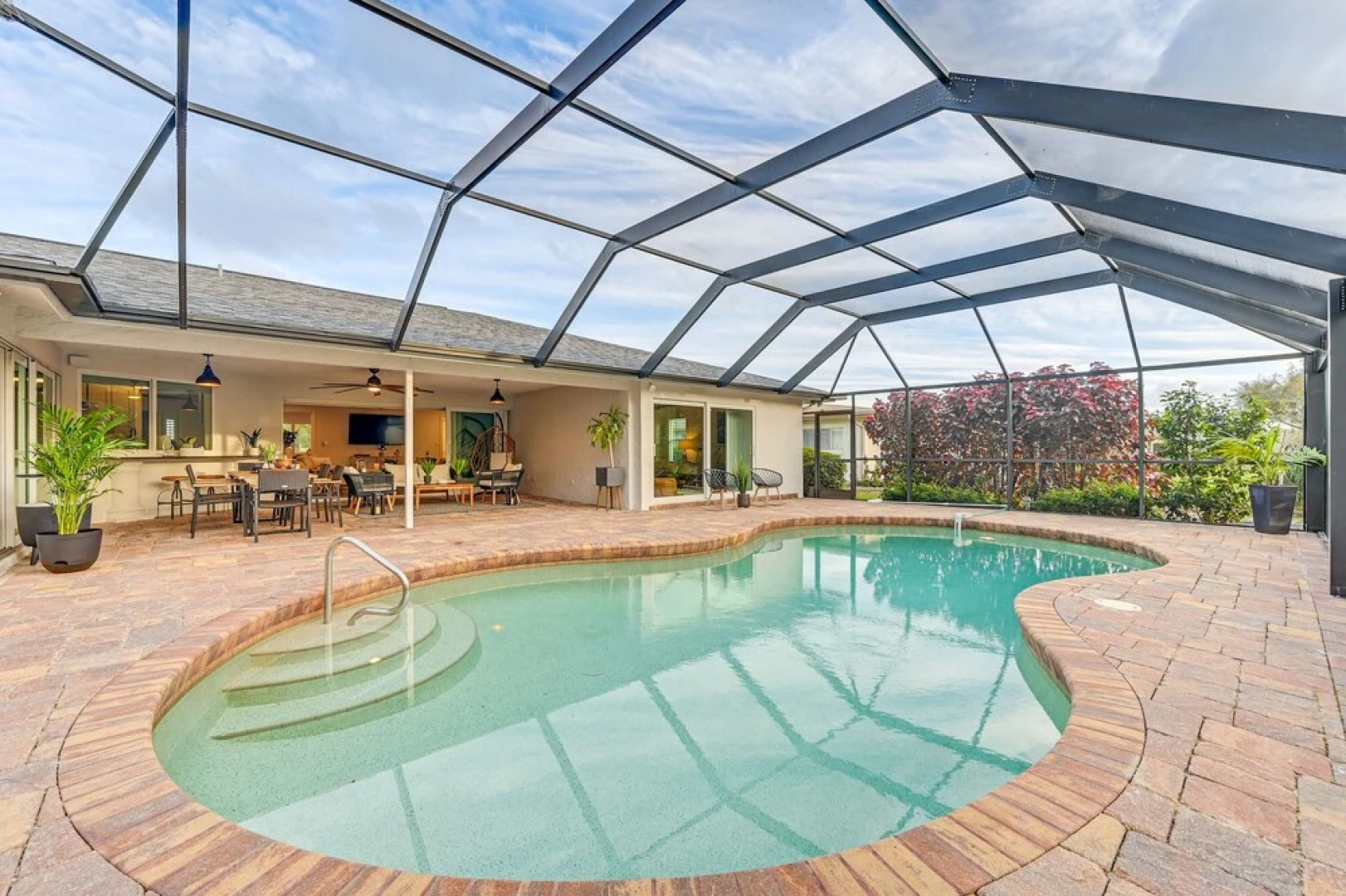 Upscale Naples Outdoor Getaway ~ 4 Miles to Beach