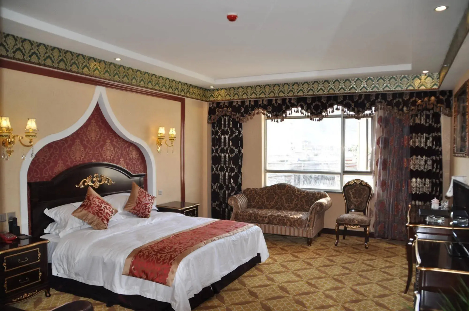 Tibet Taicheng Hotel