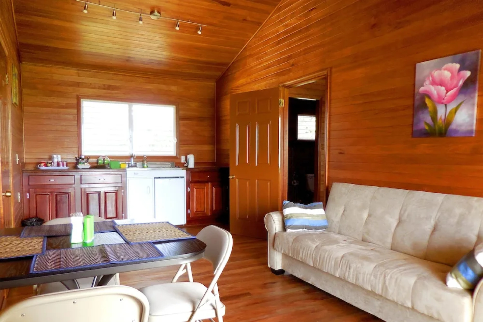Juntos Cottages